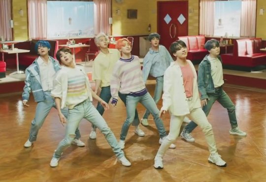 BTS Boy With Luv